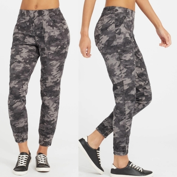 Spanx Stretch Twill Cargo Jogger